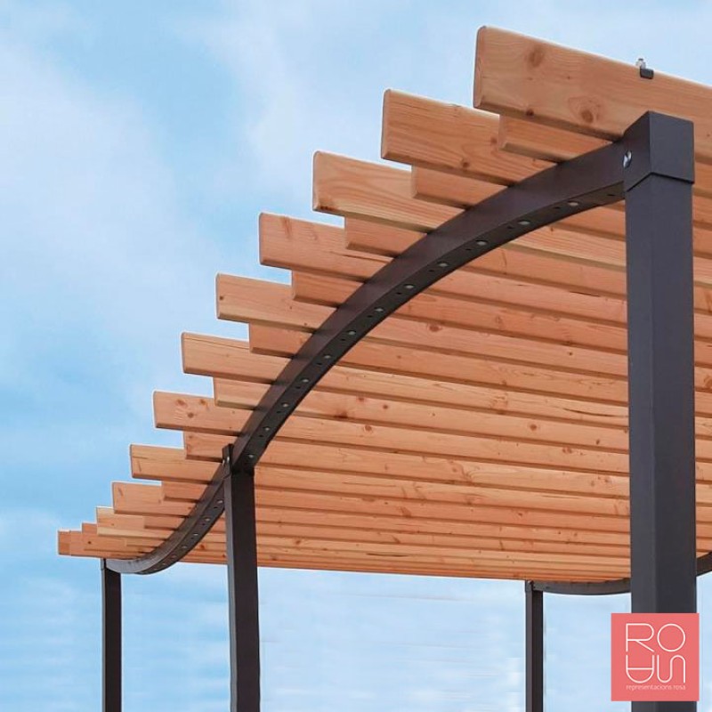 Pèrgola d'ombreig amb teulat en llistons de fusta model Océano